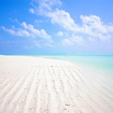 Обложка для Блестящие feat. Жанна Фриске - А на море белый песок