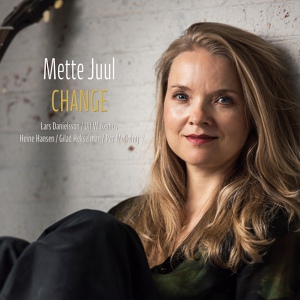 Обложка для Mette Juul feat. Lars Danielsson, Heine Hansen - Young Song
