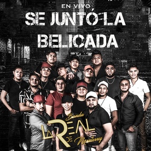 Обложка для Banda La Real De Monterrey feat. Los del Cuadro - Igualito a Mi Apá (En Vivo)