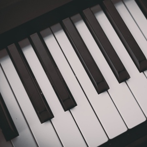 Обложка для Concentration Music Ensemble, Piano Shades, Piano Bar - Freedom Pours