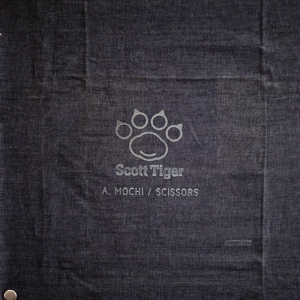 Обложка для A. Mochi - Scissors